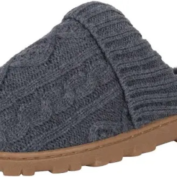 Jessica Simpson Women's Soft Cable Knit Slippers - Picture 6 of 7